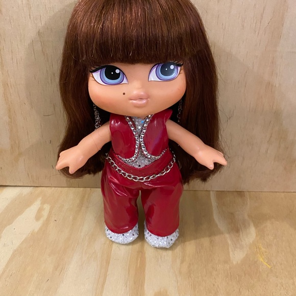 Beautiful Bratz Baby Yasmin 12” Vinyl - Picture 8 of 8
